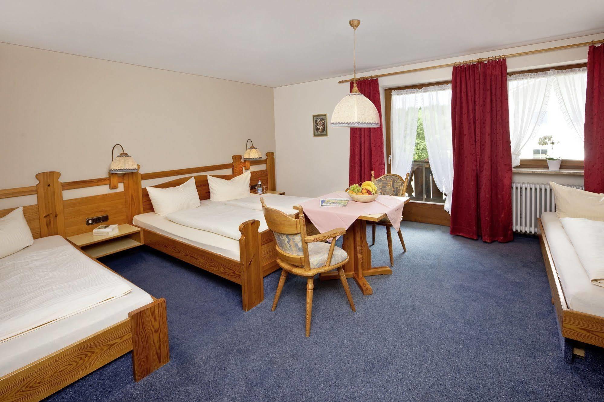 Hotel Schwarzenbach - Wellness&spa 3*