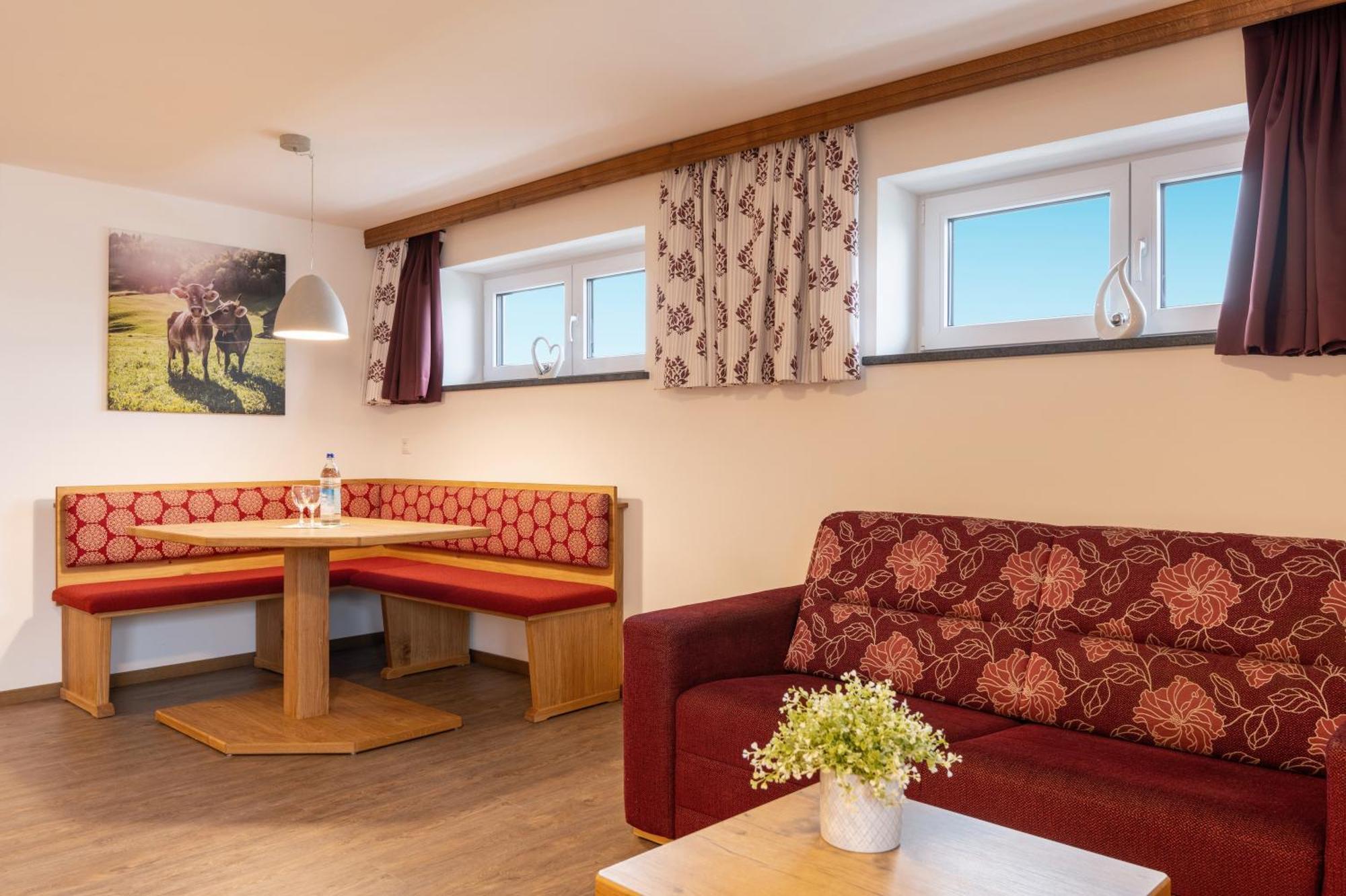 Schwarzenbach - Wellness & 3* Rieden