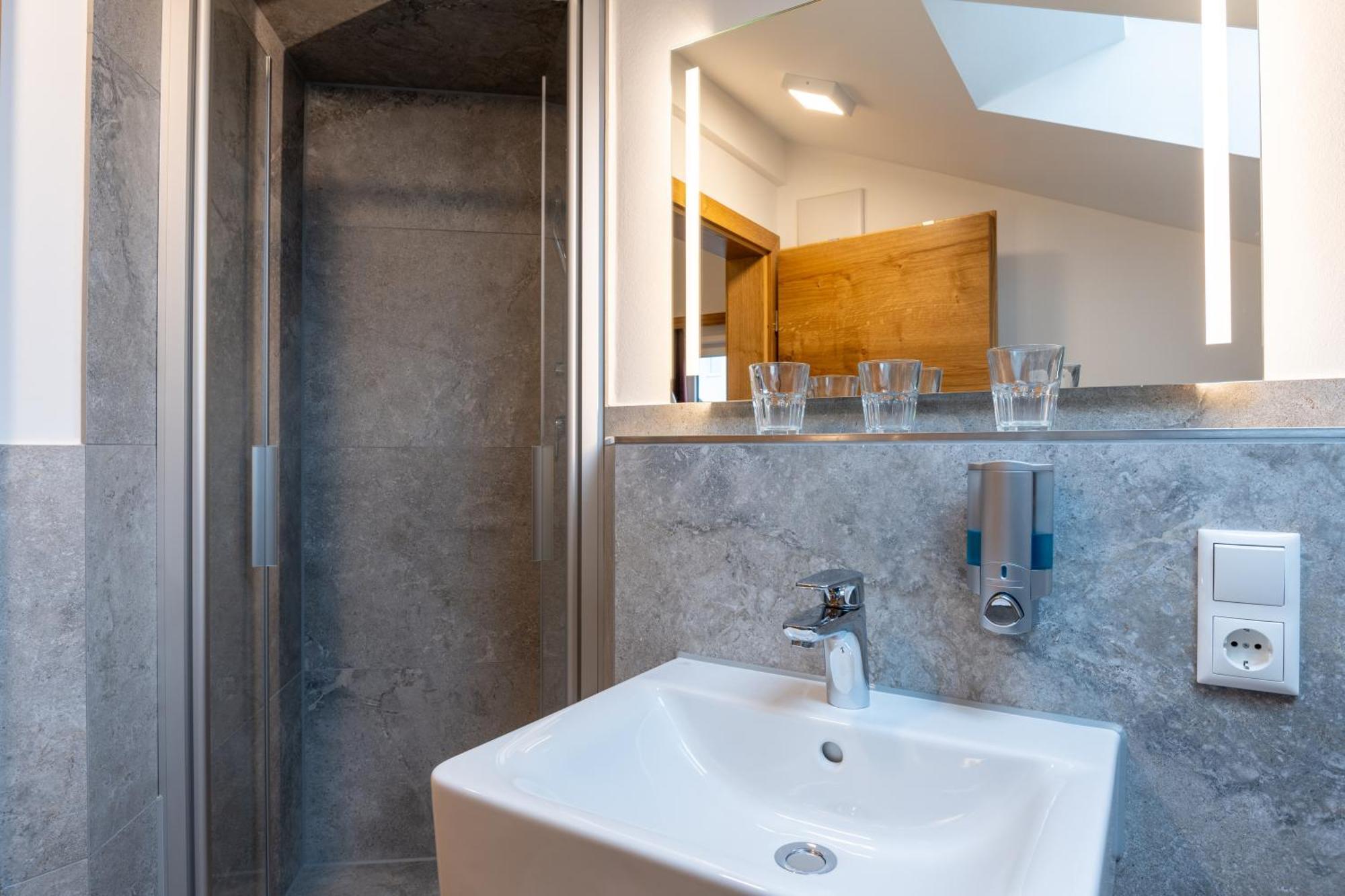 Hotel Schwarzenbach - Wellness & 3*