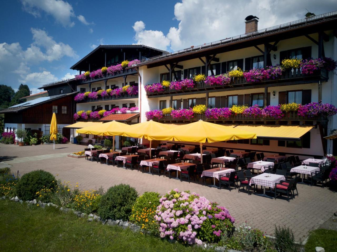 Schwarzenbach - Wellness & Hotel 3*
